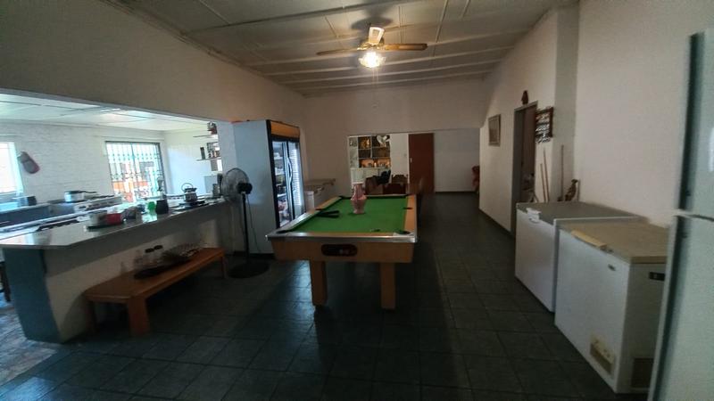 Commercial Property for Sale in Bloemhof North West